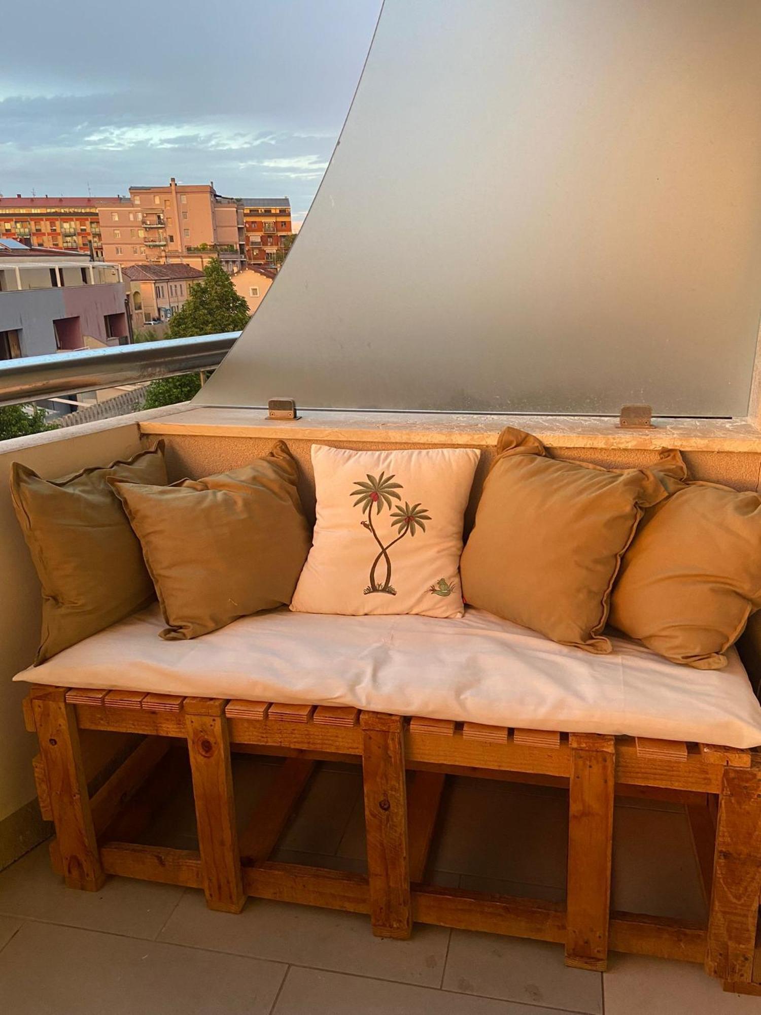 شقة Casa Del Porto بيزارو المظهر الخارجي الصورة